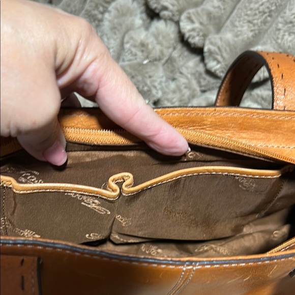 Fossil Tan Leather Shoulder Bag with Double Straps - Picture 11 of 13